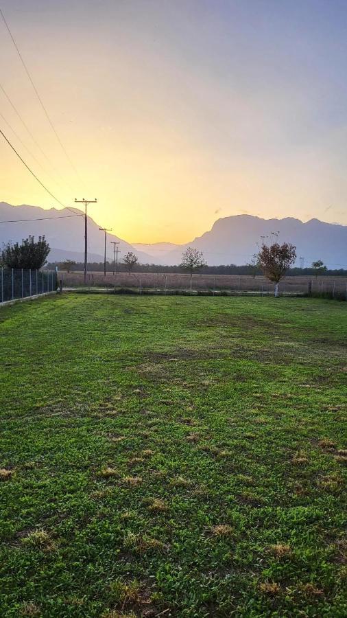 Countryside Apartments First Floor ตริกาลา ภายนอก รูปภาพ